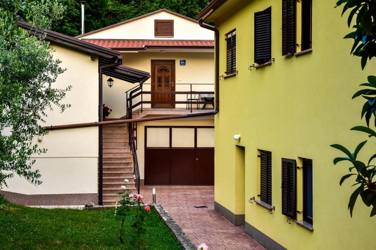 Apartman Koraca Roč Eksteriør bilde